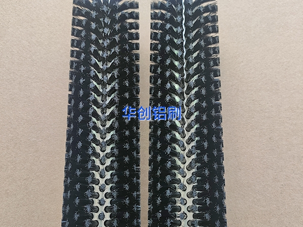 鋼絲刷輥如何選購？有哪些技巧？
